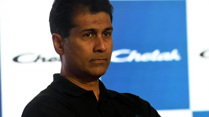 Rajiv Bajaj shares tips for students on navigating disruption through adaptation