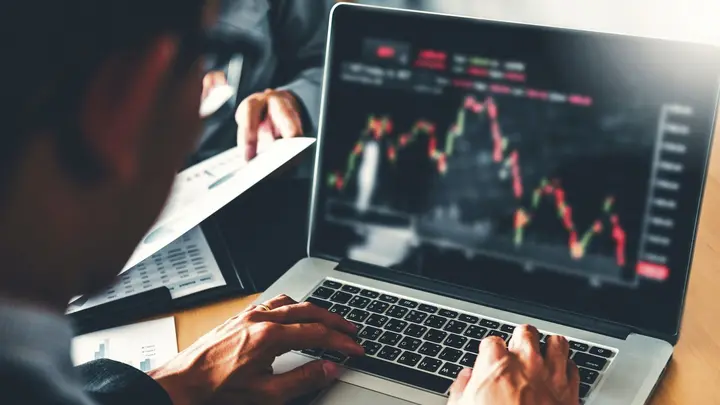 SBI, HDFC Bank, to ICICI Bank, Axis Bank: Bank stocks fall ahead of RBI monetary policy decision tomorrow