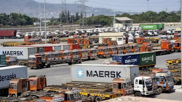 JNPA earned more than Kandla & Paradip despite lower cargo volumes in FY26
