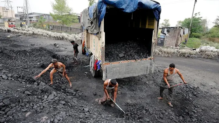 Core sector output growth eases to 5.4% in July