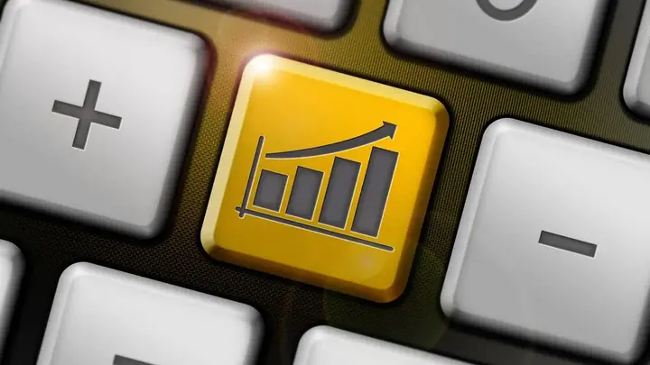 Nifty edges higher at open; IT and Pharma drag, metals lead