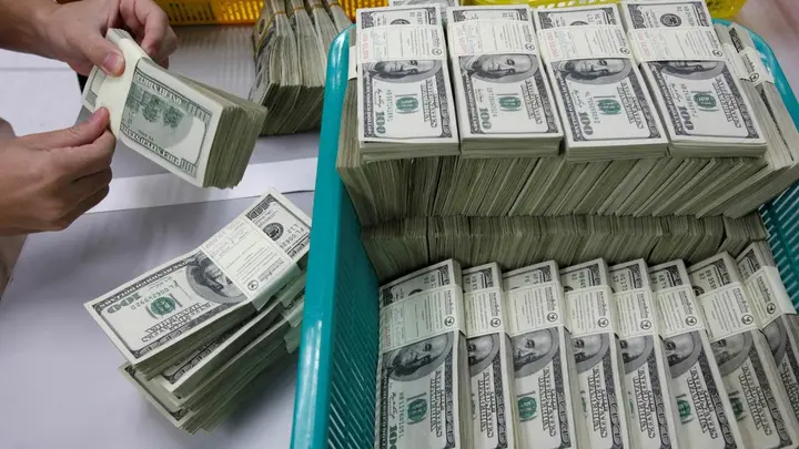 Overseas investments by Indians push remittances up 20% y-o-y in June