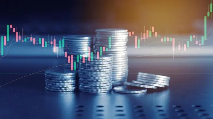 M&M shares trade below open as strong August sales data fails to sustain early rally
