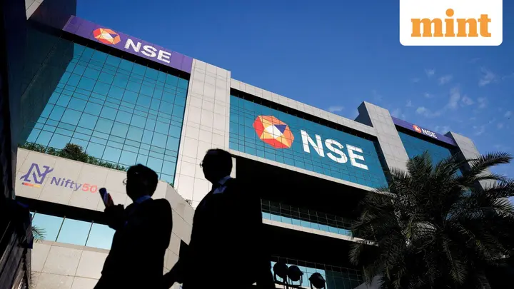 Bulls, bears slug it out as Nifty nears key support