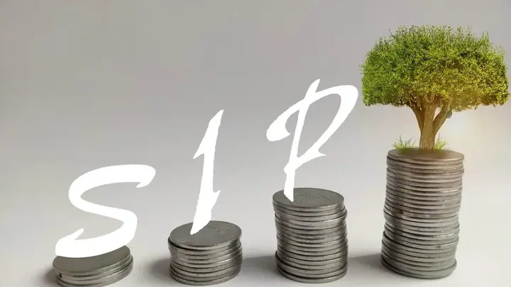 Mutual fund SIP inflows rise to record ₹32,297 crore in August
