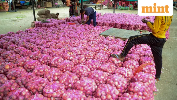 Wholesale price inflation nears double digits in August; next month may be worse