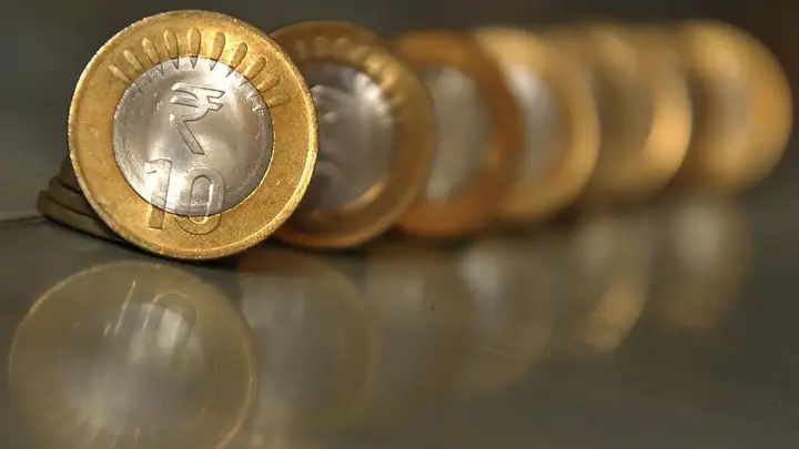 Weekly Rupee View: Rupee turns weak again