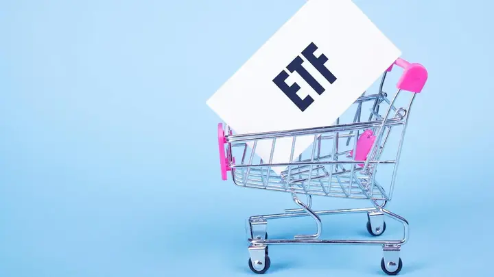 ETFs vs index funds