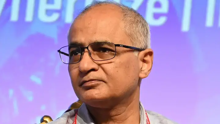 Nobody is allowed to cap fuel sales: Petroleum Secretary