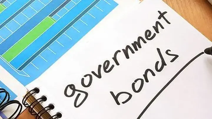 Govt bonds rise as oil, US yields fall; state supply looms