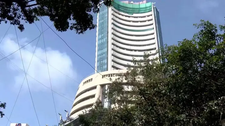 Stock market today: Sensex climbs over 800 points; Nifty gains 1%